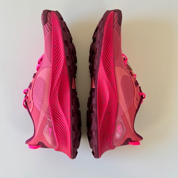 NIB NIKE React Pegasus Trail 3 Running Shoes Size 8.5 PINK - Picture 9 of 16